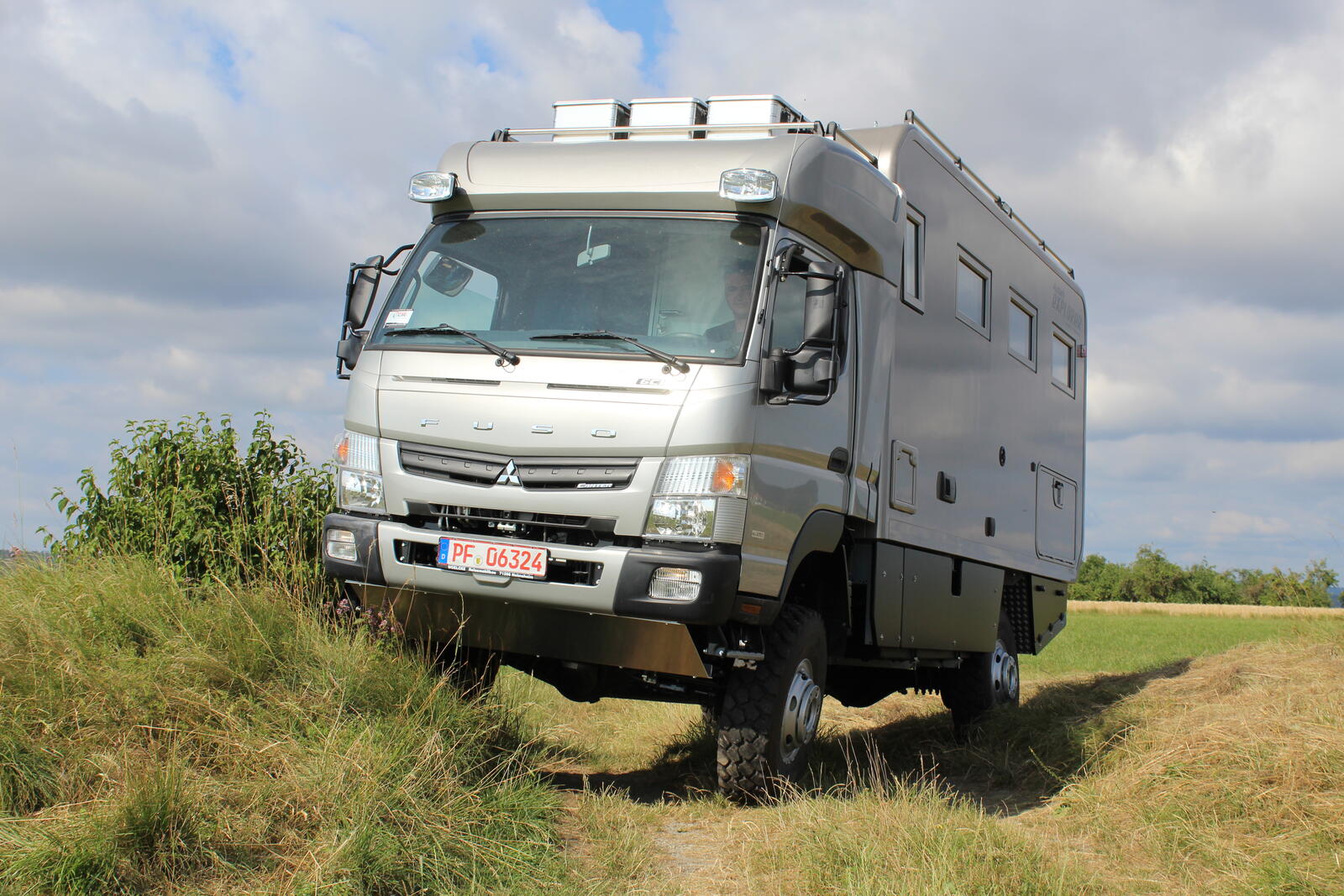 Autark Explorer C6